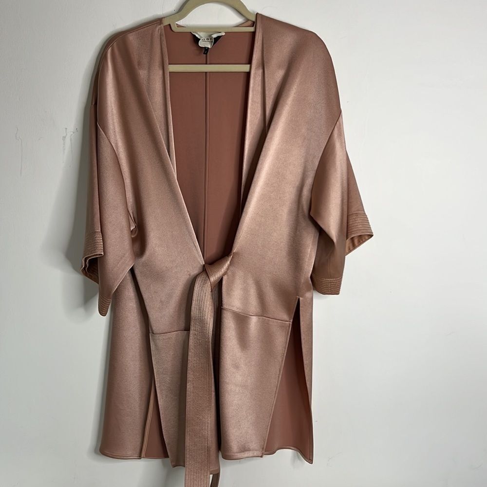 Halston  kimono